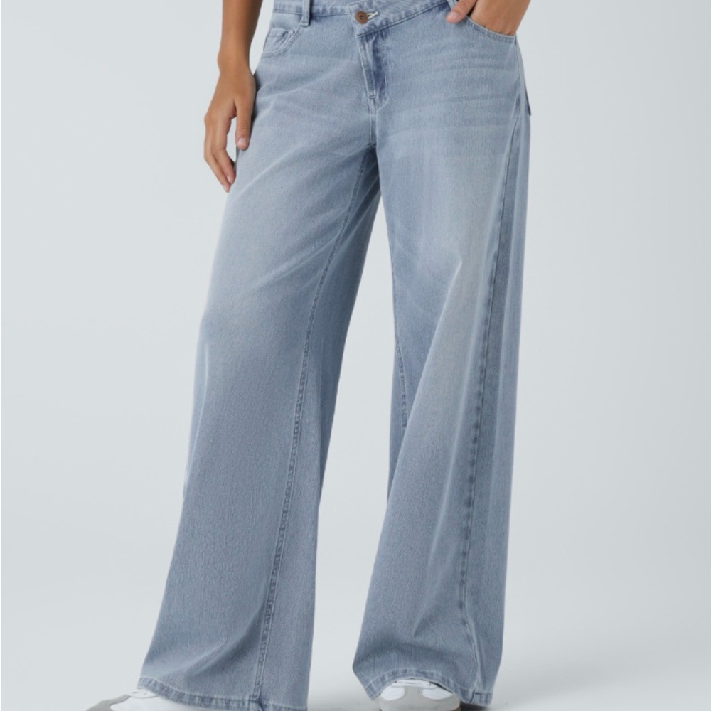 HALARA Light Blue Asymmetric Low Rise Jeans